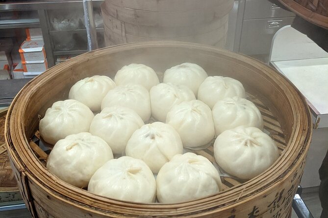 A Wok Around Chinatown: Culinary and Cultural Walking Tour Led by a Chef - Food samplings that teach you how to read Chinatown