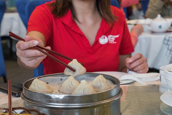 Downtown Vancouver Asian Food Tour by Vancouver Foodie Tours - Downtown Vancouver Asian Food Tour: what the 3 hours actually feels like