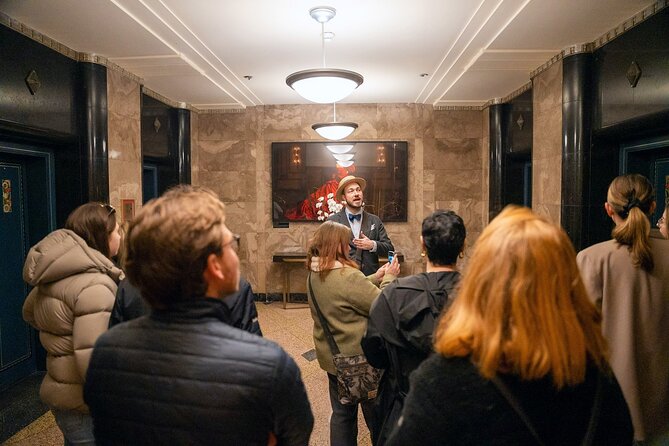 Downtown Vancouver Sinners and Sweets Tour With VIP Access - Guides and Story Style: The Dramatic Thread That Keeps It Moving