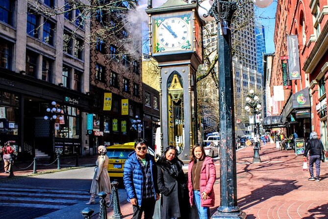 Private Vancouver City Amazing Highlight Tour With Chinese Garden - Canada Place and Granville Island: cruise-ship landmark to market energy