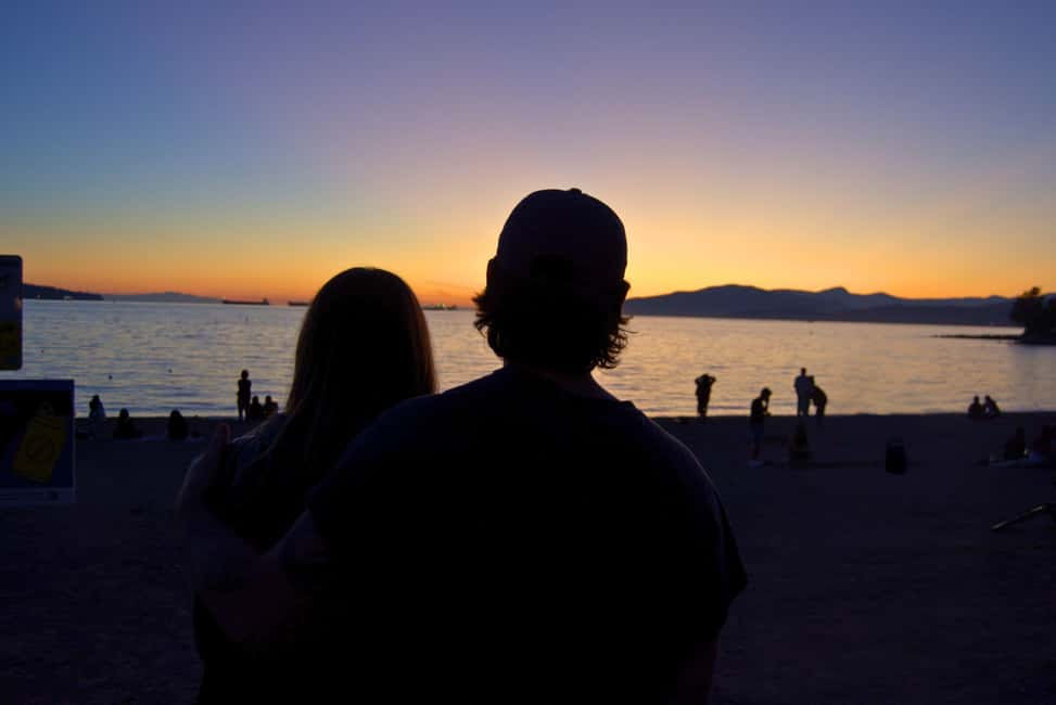 Sunset Bus Tour: Stanley Park & English Bay Photostops - Price and value: is $31 worth it?