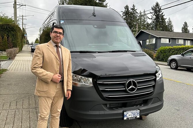 Vancouver and North Shore Grand City Tour with your luggage - A Luggage-Friendly Way to See More Than Downtown