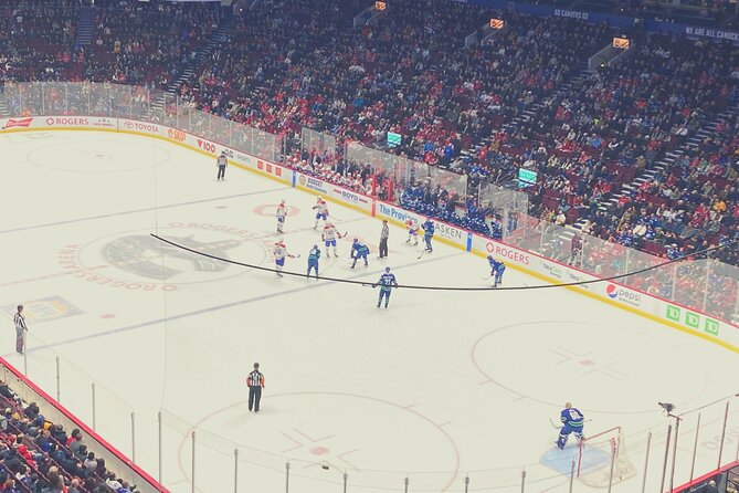 Vancouver Canucks Ice Hockey Game Ticket at Rogers Arena - What kind of traveler should choose this Canucks game
