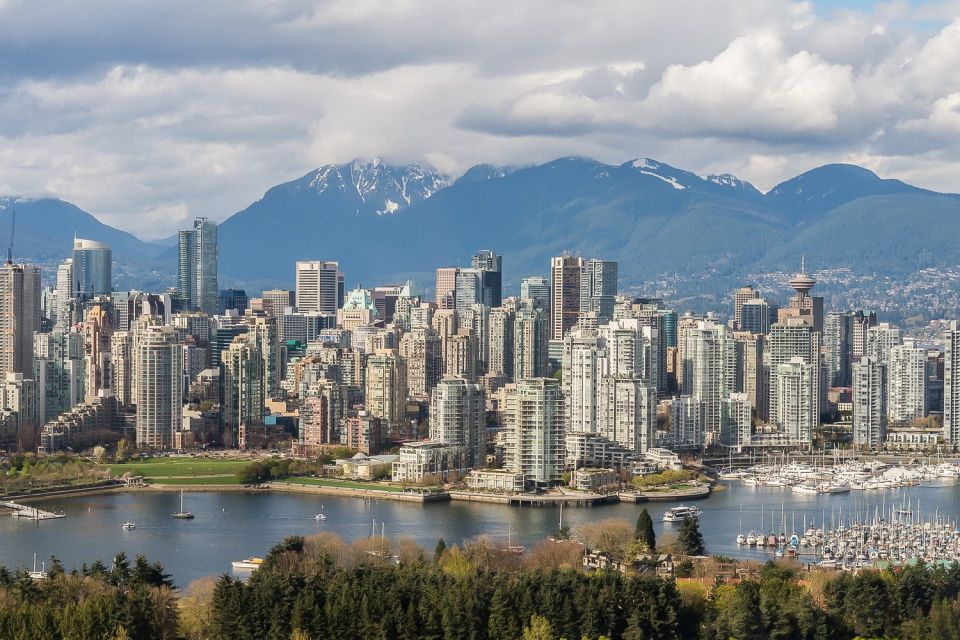 Vancouver: City Highlights & Vancouver Lookout Tour - Vancouver Lookout Tower: 360° Views That Make the Map Click