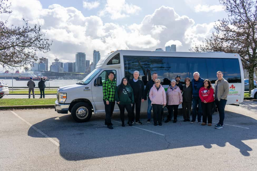Vancouver: City Highlights & Vancouver Lookout Tour - Mini-Coach Comfort and the Guide’s Role (It’s More Than Facts)