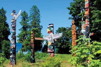 Vancouver City Sightseeing Tour: Granville Island & Stanley Park - Brockton Point tot​em poles and First Nations stories: brief stop, important context