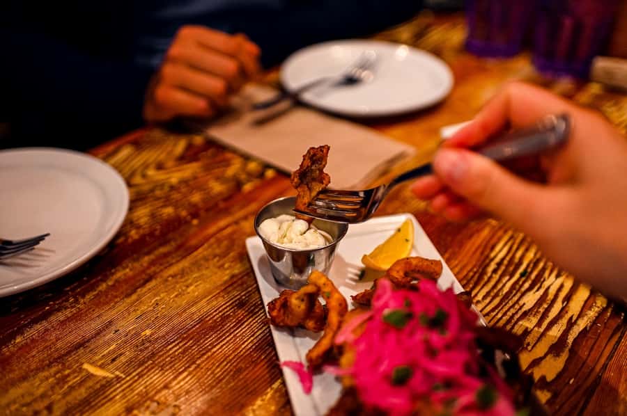 Vancouver: Guided Food and City History Tour - Sweet finish: butter tart and the Secret Dish