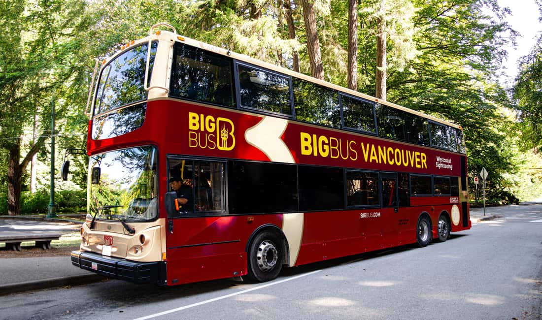 Vancouver: Hop-on Hop-off Sightseeing Tour with 10 Stops - Where you board: Canada Place makes the whole trip easier