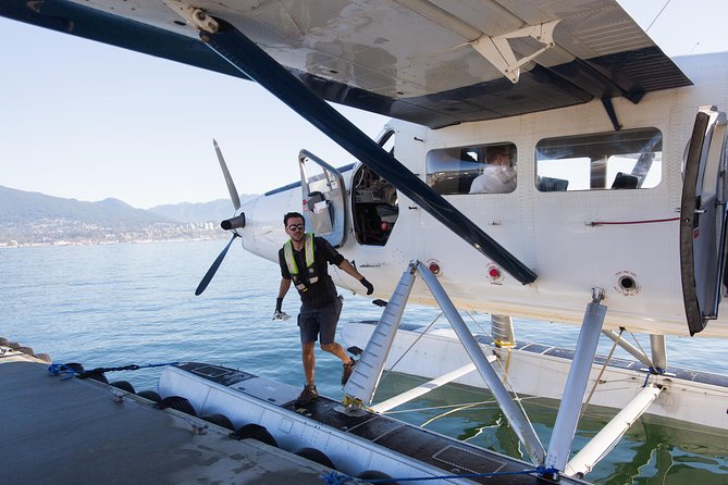 Vancouver Panorama Scenic Seaplane Tour - Starting right where the action is: Canada Place seaplane pickup
