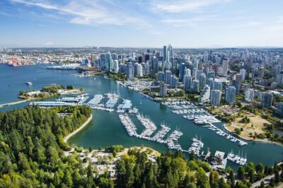 Vancouver Premium Tour: Capilano Bridge + Grouse Mountain Lunch - Downtown Narration in a Comfortable Vehicle