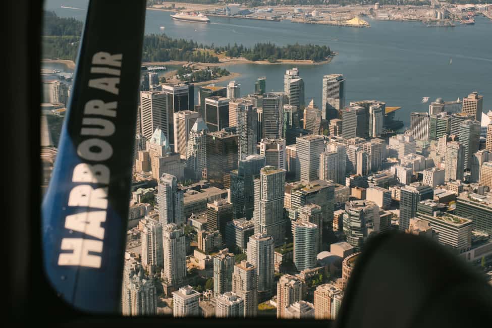 Vancouver: Scenic Panorama Seaplane Tour - Window-seat strategy: how to maximize what you actually see