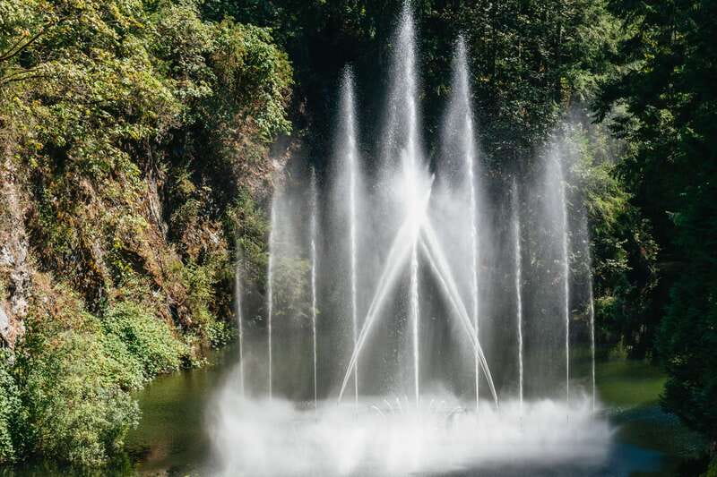 Vancouver: Victoria, Gulf Islands Cruise, & Butchart Gardens - Should you book this tour?