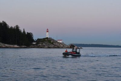 Vancouver's Intimate West Coast Whale Watching Experience - Cruising the Coast: Stanley Park, English Bay, False Creek, and Downtown Views